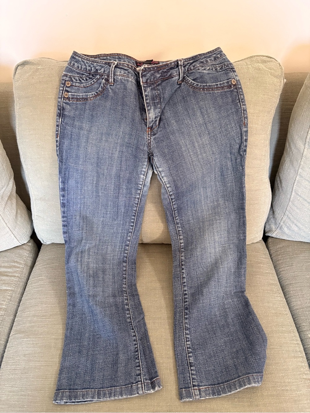 vintage Anchor Blue low-rise flare jeans (junior)